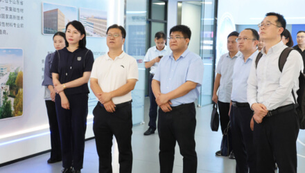 山東省金融辦及高新區(qū)領導蒞臨春光科技集團考察金融創(chuàng)新成果
